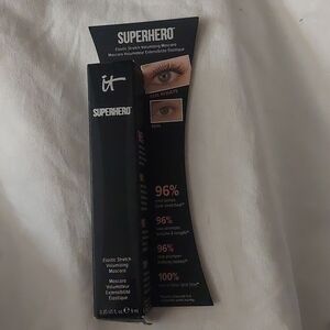 IT Cosmetics superhero elastic stretch volumizing mascara